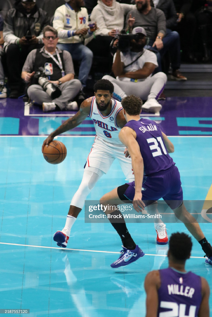 爱游戏全站-76人vs湖人全场回放